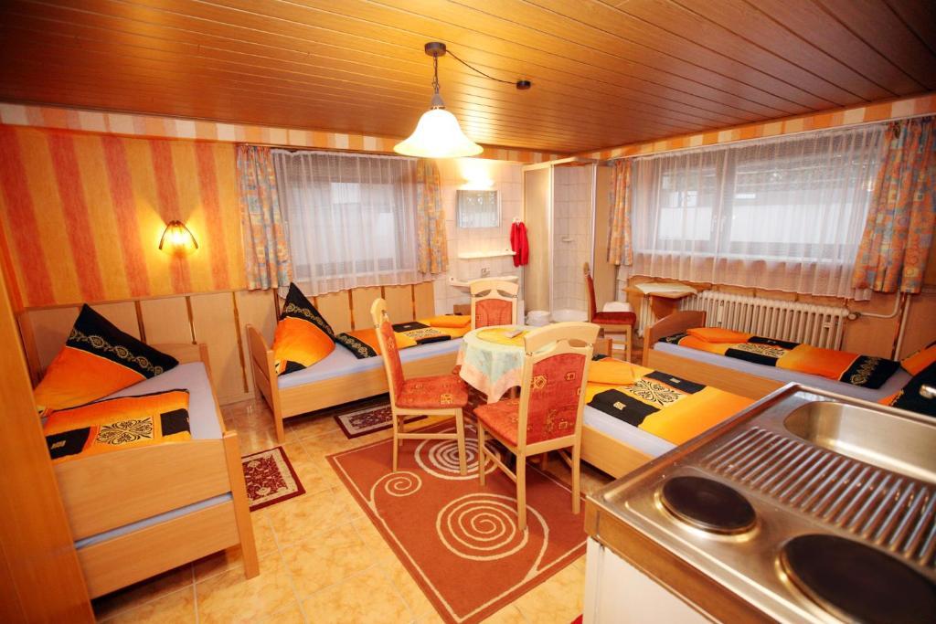 Hotel-Pension Klaer Шпейер Номер фото